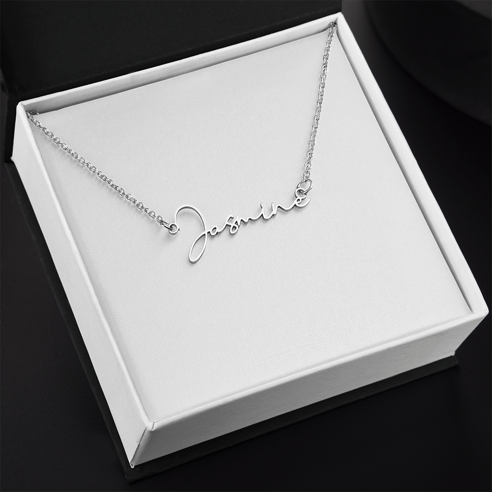 Personalized Perfection: Custom Name Necklace