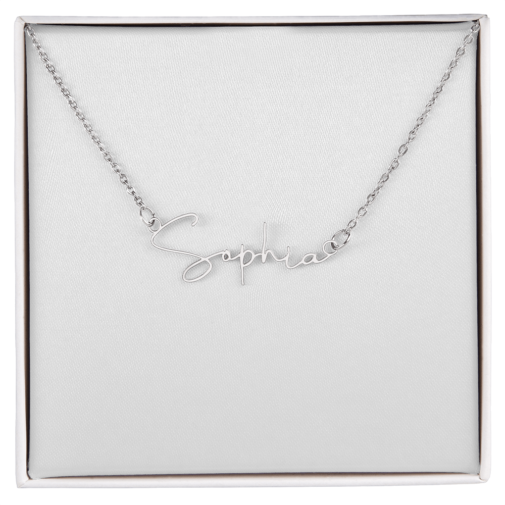Personalized Perfection: Custom Name Necklace