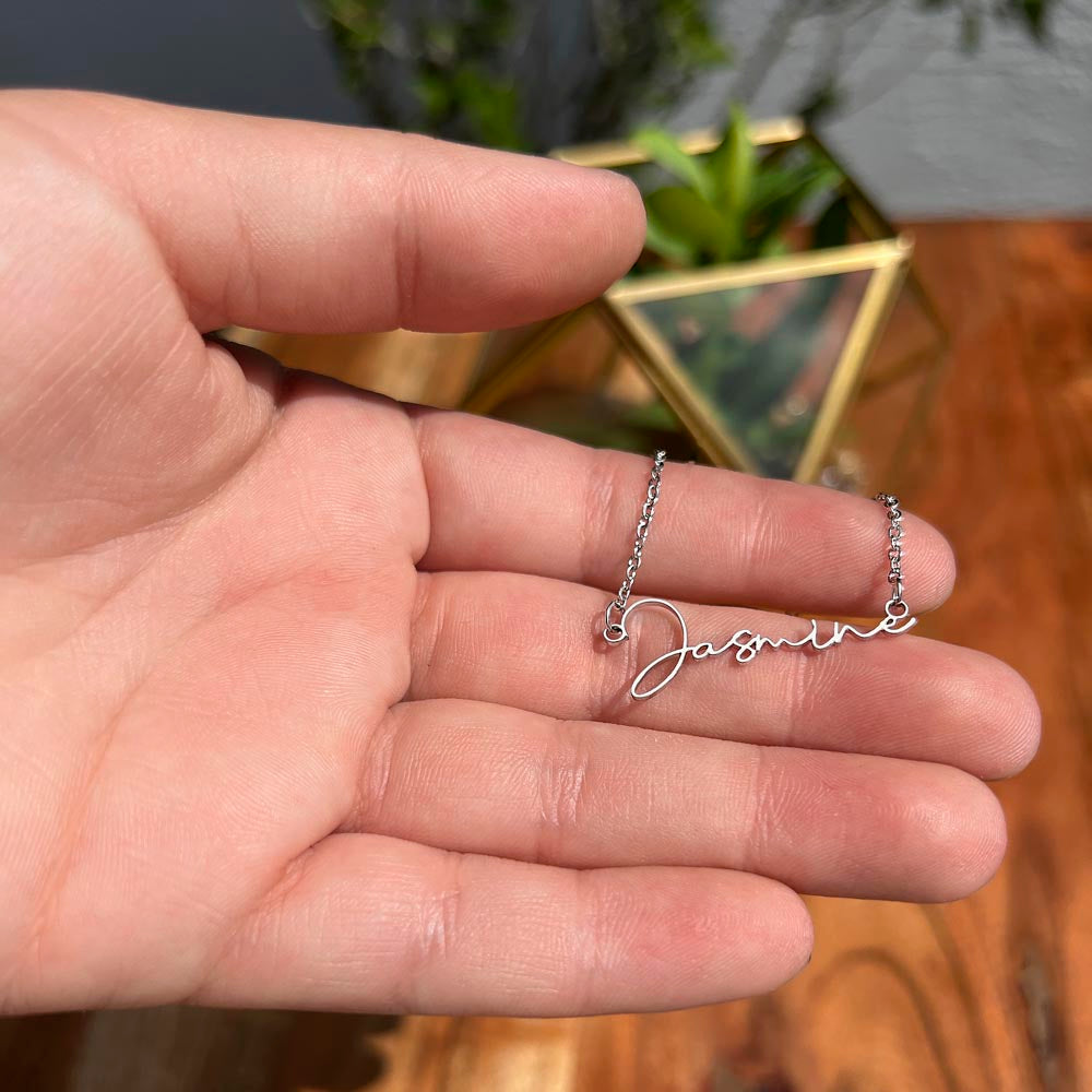 Personalized Perfection: Custom Name Necklace