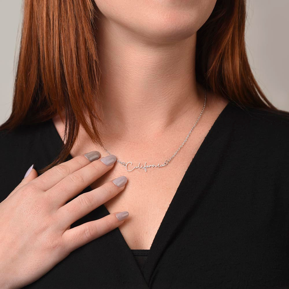 Personalized Perfection: Custom Name Necklace