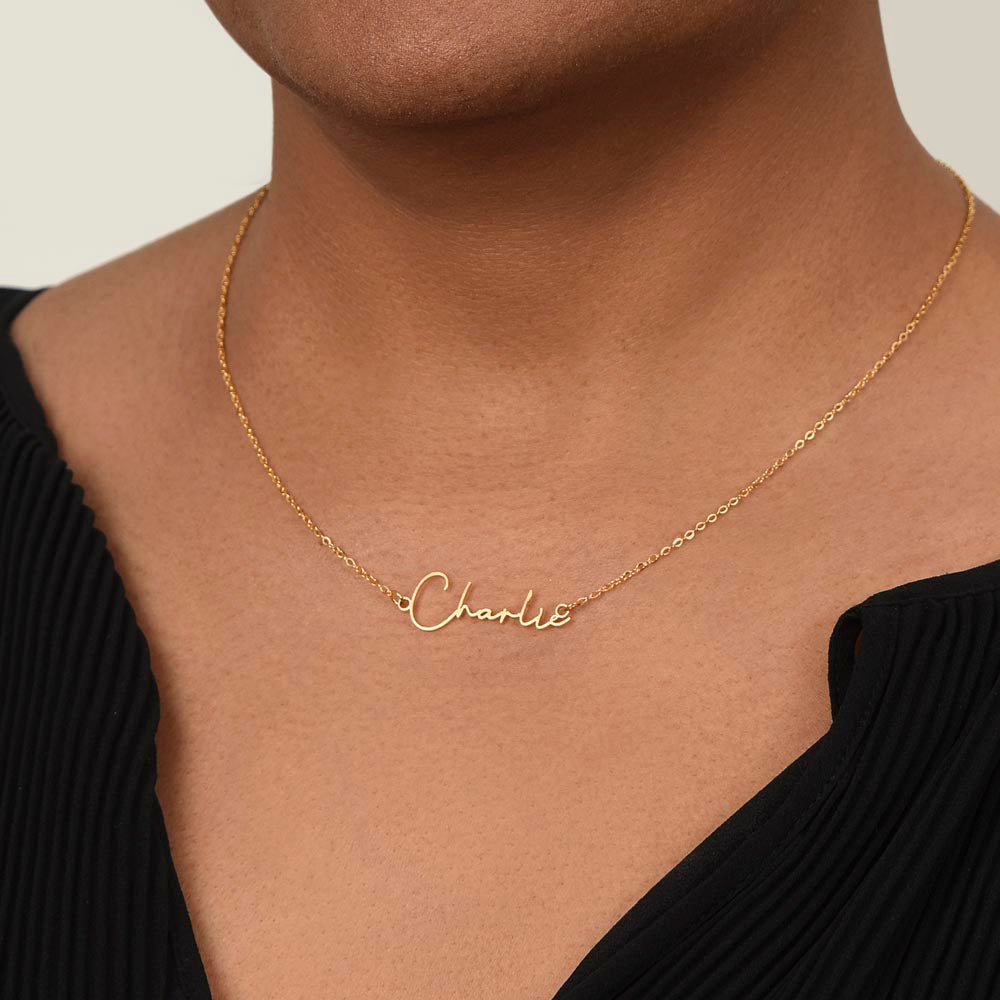 Personalized Perfection: Custom Name Necklace