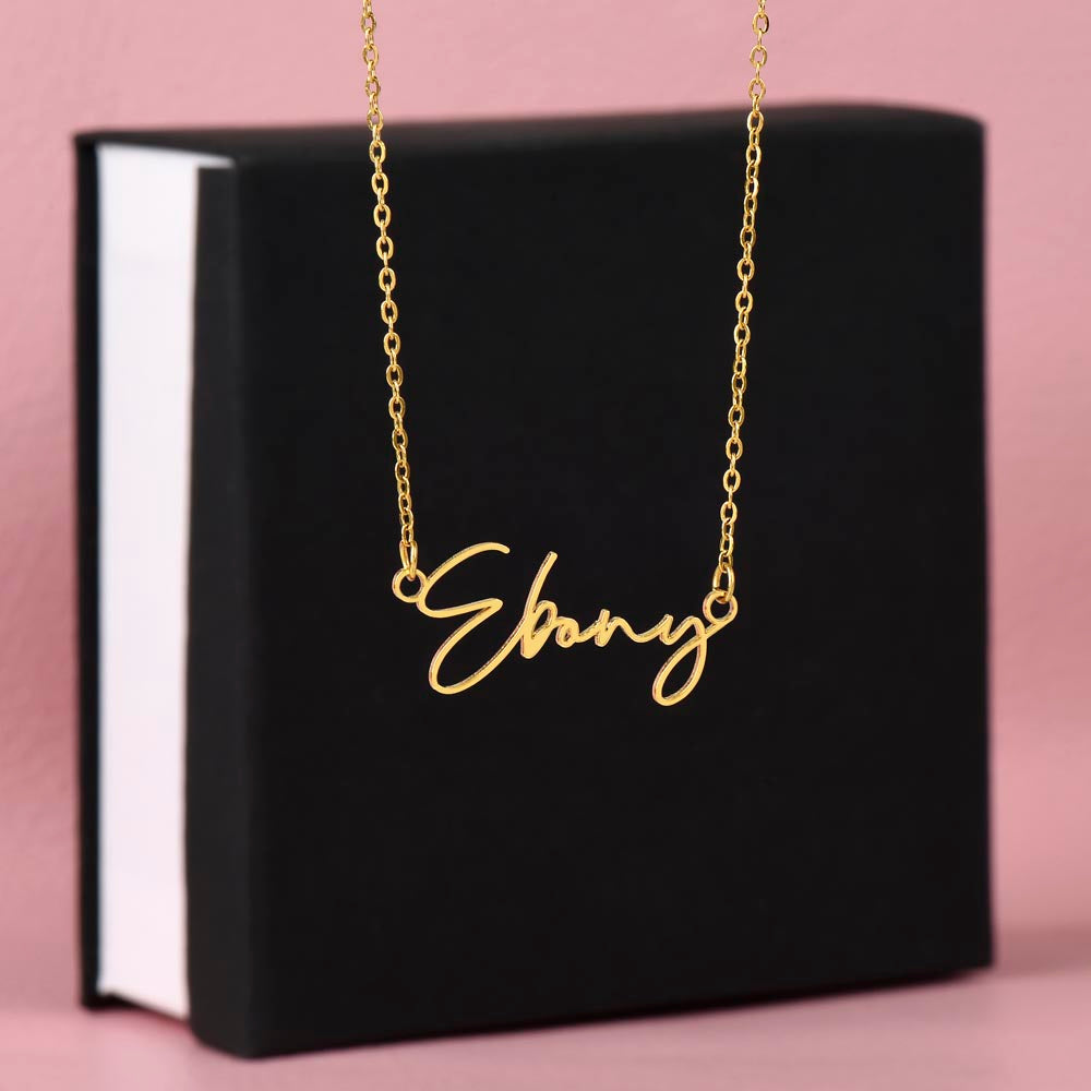Personalized Perfection: Custom Name Necklace