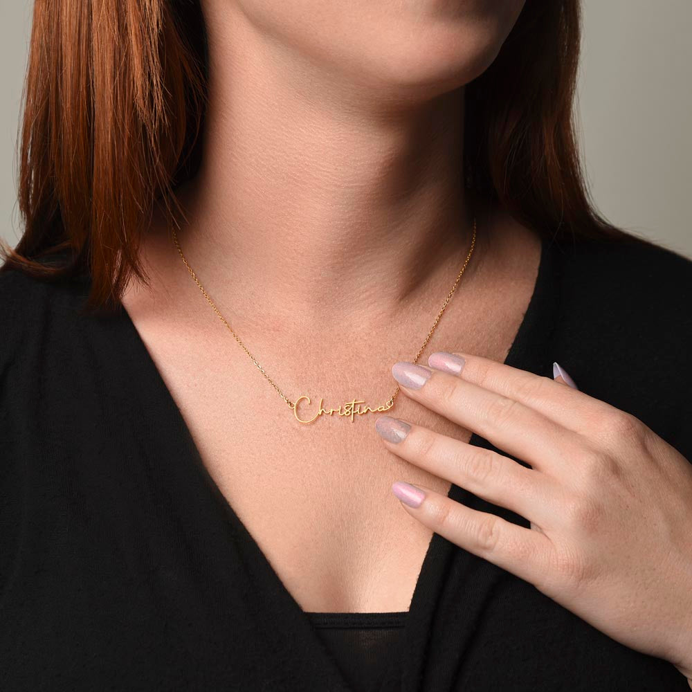 Personalized Perfection: Custom Name Necklace