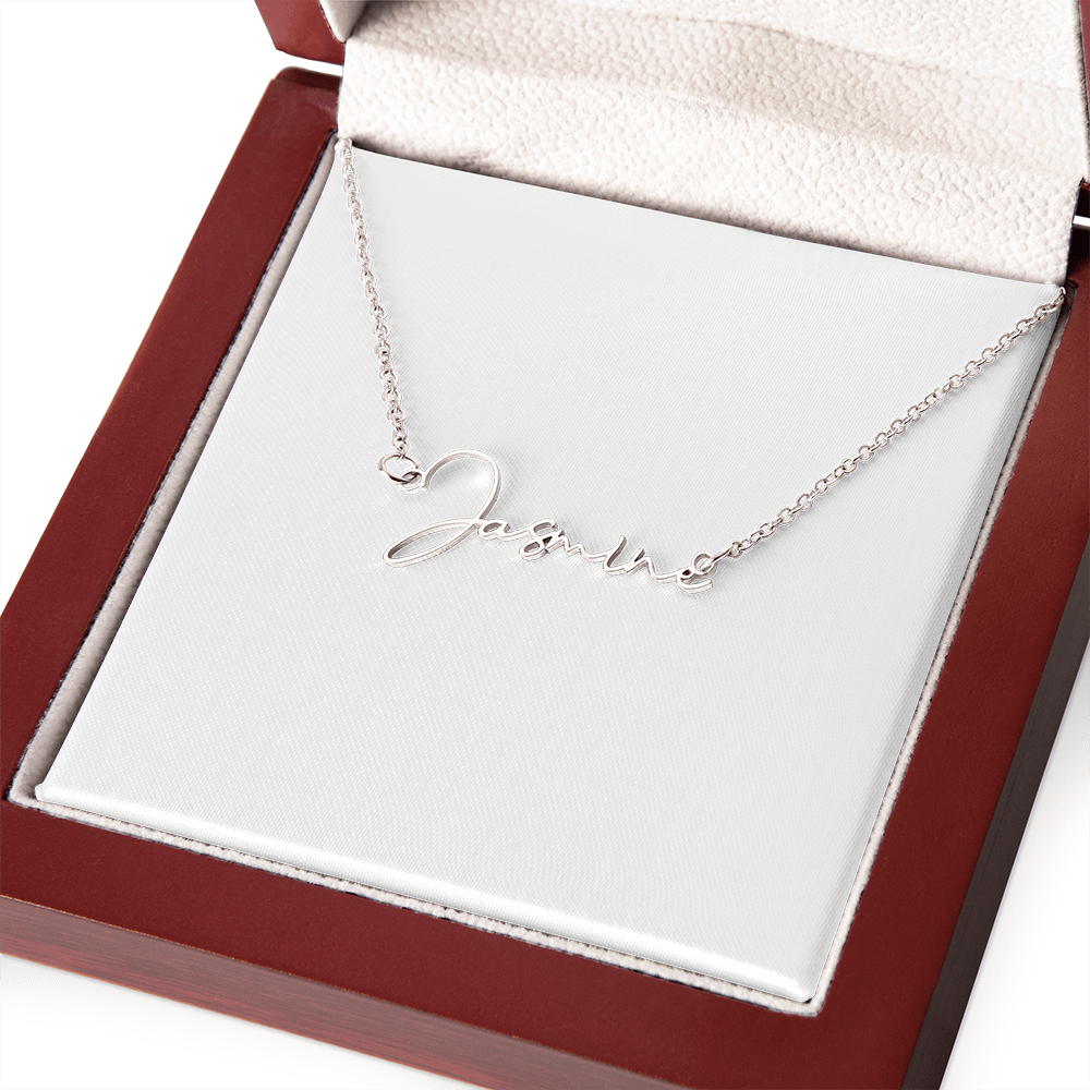 Personalized Perfection: Custom Name Necklace